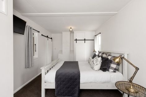 Photo of property in 19 Shrimpton Road, Haumoana, 4102