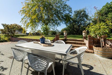 Photo of property in 54 Duart Road, Havelock North, 4130