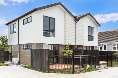 Photo of property in 22 Pearce Crescent, Taita, Lower Hutt, 5011