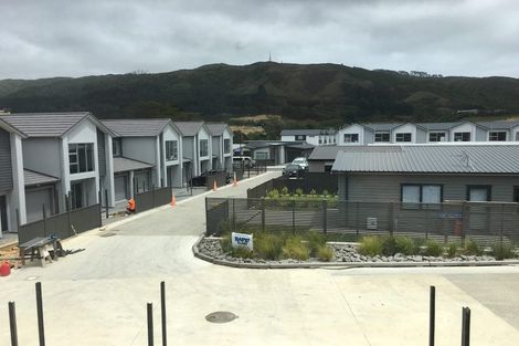 Photo of property in 24 Bluff Road, Kenepuru, Porirua, 5022