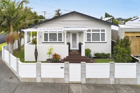 Photo of property in 88 Walker Road, Point Chevalier, Auckland, 1022