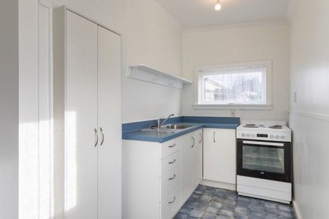 Photo of property in 18 Cole Street, Dannevirke, 4930