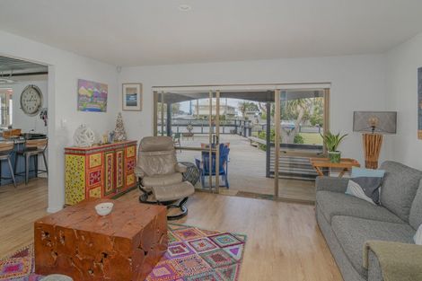 Photo of property in 36 Manaia Road, Tairua, 3508
