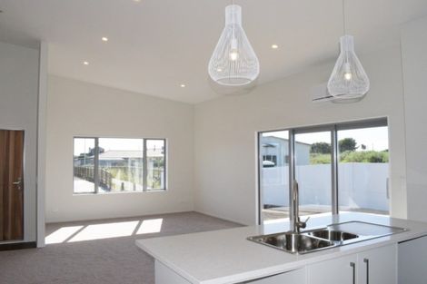 Photo of property in 4 Seagrass Place, Otaki Beach, Otaki, 5512
