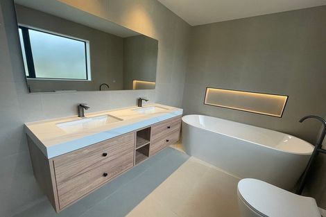 Photo of property in 2 Lumber Rise, Swanson, Auckland, 0614