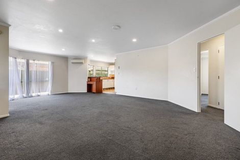 Photo of property in 19 Matapihi Road, Mount Maunganui, 3116