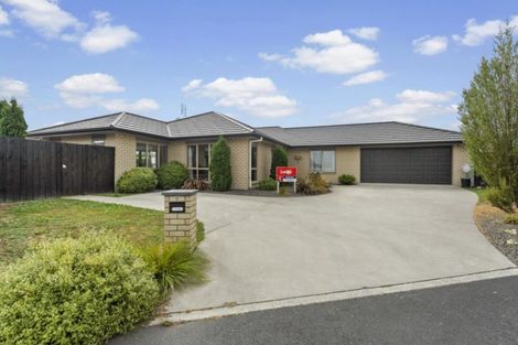 Photo of property in 6 Briar Rose Court, Huntington, Hamilton, 3210