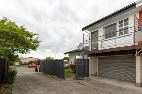 Photo of property in 1/11 Division Street, Riccarton, Christchurch, 8041