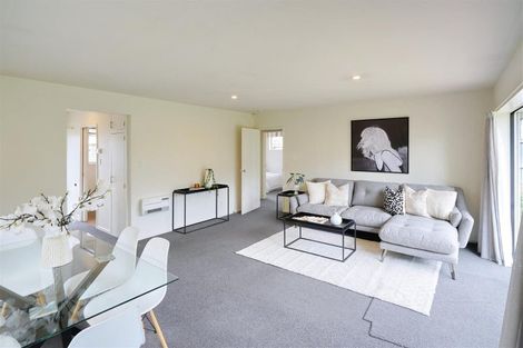 Photo of property in 107 Conway Street, Mayfair, Hastings, 4122