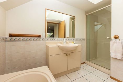 Photo of property in 9 Clyde Road, Upper Riccarton, Christchurch, 8041