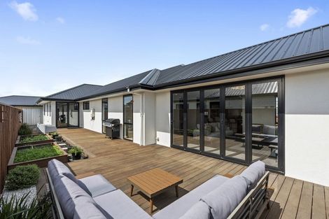 Photo of property in 5 Skibbereen Drive, Halswell, Christchurch, 8025