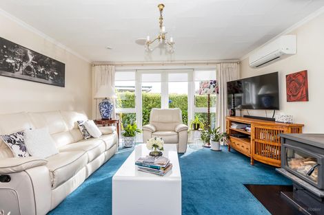 Photo of property in 12 Parsonage Road, Waimate, 7924