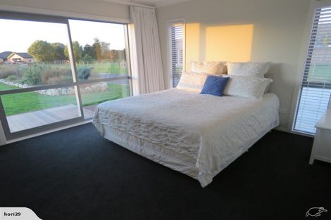 Photo of property in 100 Pohutukawa Drive, Levin, 5571