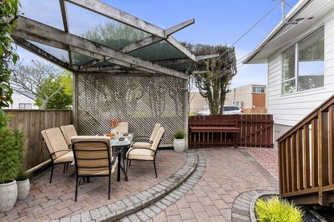 Photo of property in 62 Hutchinsons Road, Bucklands Beach, Auckland, 2014