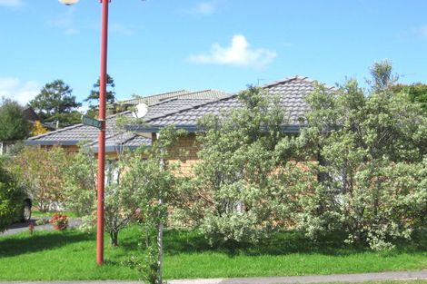 Photo of property in 103 Buscomb Avenue, Henderson, Auckland, 0610