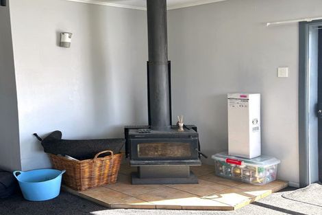 Photo of property in 10 Roach Street, Holmes Hill, Oamaru, 9401