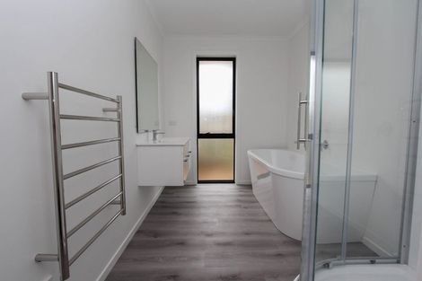 Photo of property in 995 Kihikihi Road, Te Awamutu, 3800