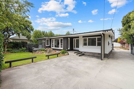 Photo of property in 55a Aorangi Road, Bryndwr, Christchurch, 8053