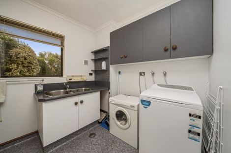 Photo of property in 73 Cressida Avenue, Stratford, 4332