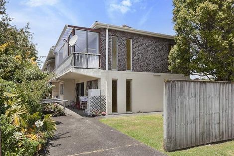Photo of property in 6/773 Beach Road, Browns Bay, Auckland, 0630