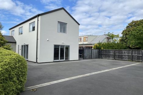 Photo of property in 53 Ilam Road, Upper Riccarton, Christchurch, 8041