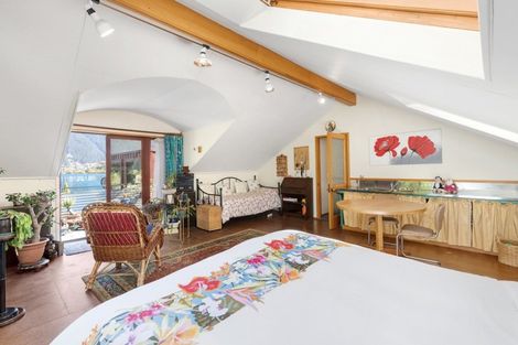 Photo of property in 599 Peninsula Road, Kelvin Heights, Queenstown, 9300