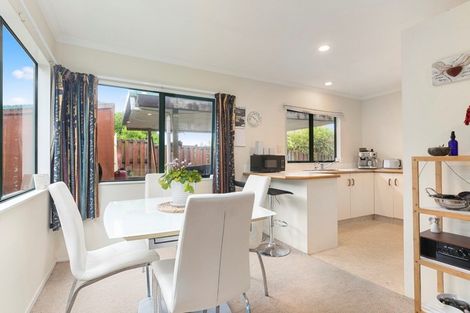 Photo of property in 77b Dickson Road, Papamoa Beach, Papamoa, 3118