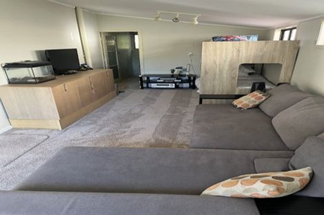 Photo of property in 10 Twilight Bay, Omaha, 0986