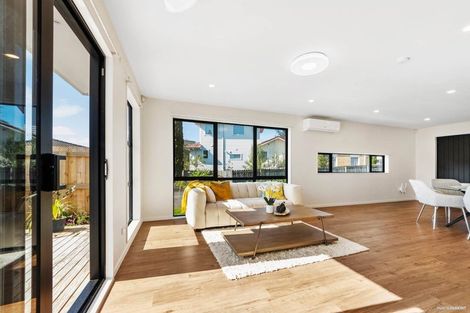 Photo of property in 18a Dana Place, Somerville, Auckland, 2014