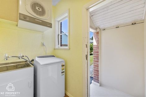 Photo of property in 13 Rennie Street, Green Island, Dunedin, 9018