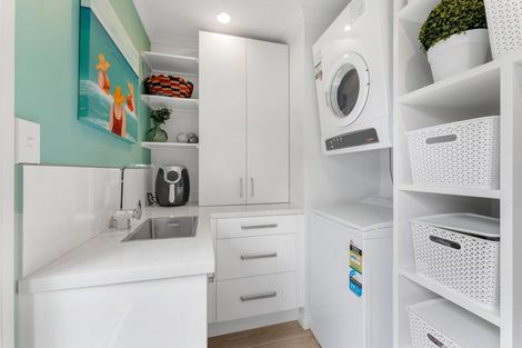 Photo of property in 30a Waiwetu Street, Fendalton, Christchurch, 8052