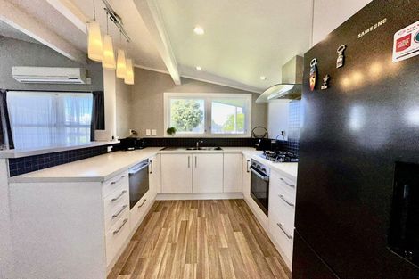 Photo of property in 26 Cecil Street, St Andrews, Hamilton, 3200