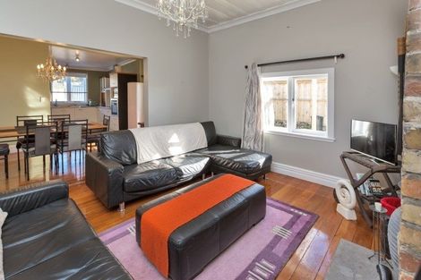 Photo of property in 65 King Street, Hikurangi, 0114