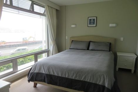 Photo of property in The Capital, 2/370 Oriental Parade, Oriental Bay, Wellington, 6011