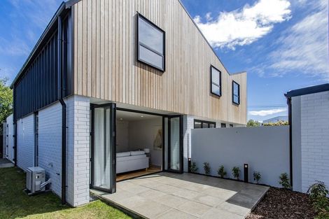 Photo of property in 42a Clare Road, St Albans, Christchurch, 8014