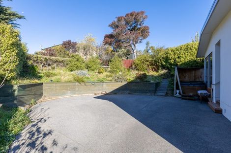 Photo of property in 320 Cannon Hill Crescent, Mount Pleasant, Christchurch, 8081