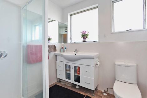 Photo of property in 2/19 Hargest Crescent, Sydenham, Christchurch, 8023