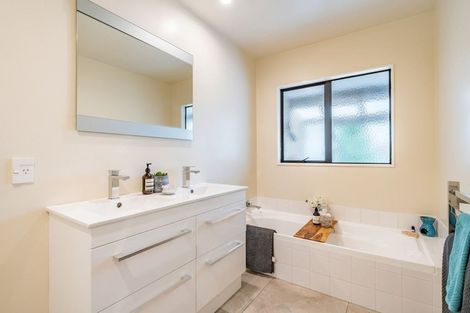 Photo of property in 82 Redvers Drive, Belmont, Lower Hutt, 5010