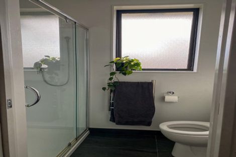 Photo of property in 16a Universal Drive, Henderson, Auckland, 0610