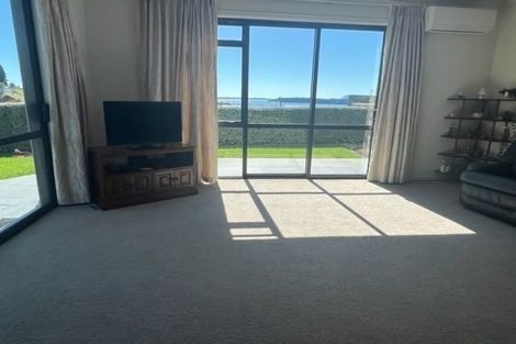 Photo of property in 16 Parkland Rise, Omokoroa, 3114