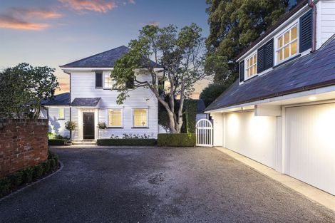 Photo of property in 2 Helmores Lane, Merivale, Christchurch, 8014