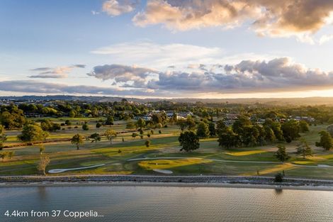 Photo of property in 37 Coppelia Avenue, Omokoroa, 3114