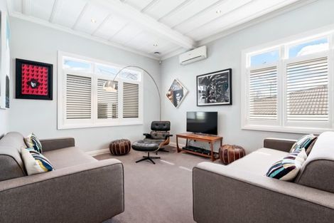 Photo of property in 5 Sentinel Road, Herne Bay, Auckland, 1011