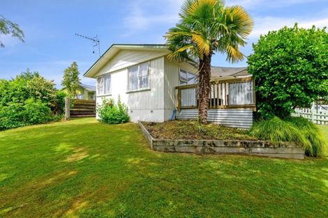 Photo of property in 2 Garnet Place, Pukehangi, Rotorua, 3015