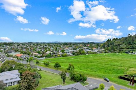 Photo of property in 1 Ridgeway Terrace, Taradale, Napier, 4112