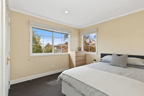 Photo of property in 3 Fairway Drive, Shirley, Christchurch, 8061