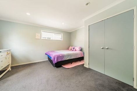 Photo of property in 82b Kirton Drive, Riverstone Terraces, Upper Hutt, 5018