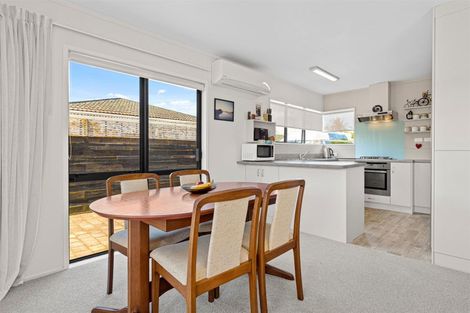 Photo of property in 10 Kaimanawa Street, Mount Maunganui, 3116