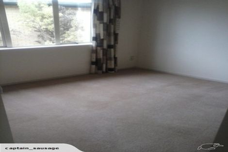 Photo of property in 50b Seaton Road, Murrays Bay, Auckland, 0630