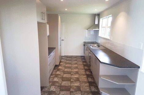 Photo of property in 99 Vandeleur Avenue, Birkdale, Auckland, 0626